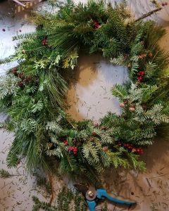 14 inch wreath